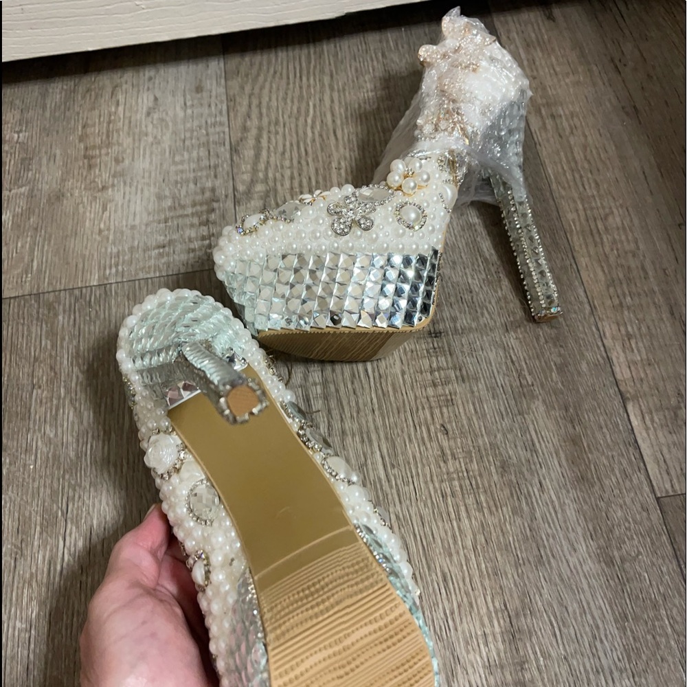 White Rhinestone Platform Heels, Women’s Size 7
